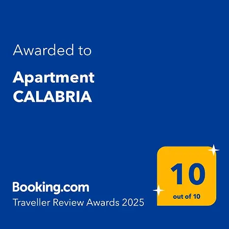Calabria 아파트